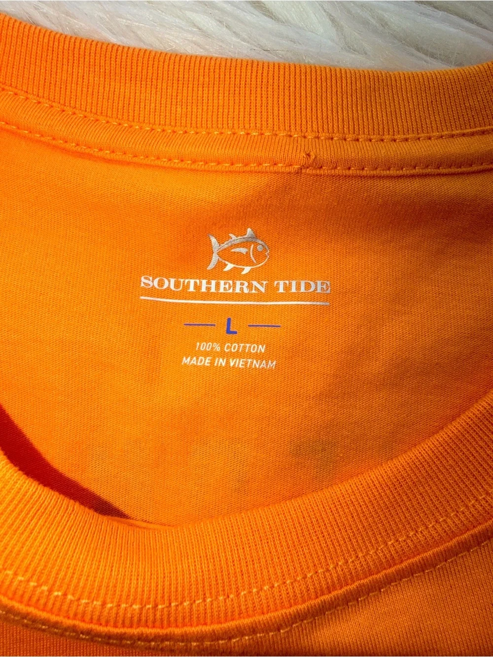 Southern Tide Men’s L Skipjack Pocket Logo Tshirt 100% cotton